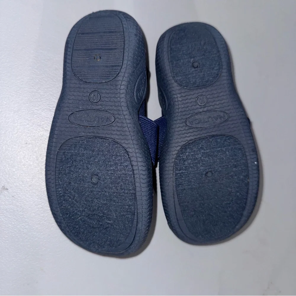 Nautica kids, water shoes, navy blue kids size 10